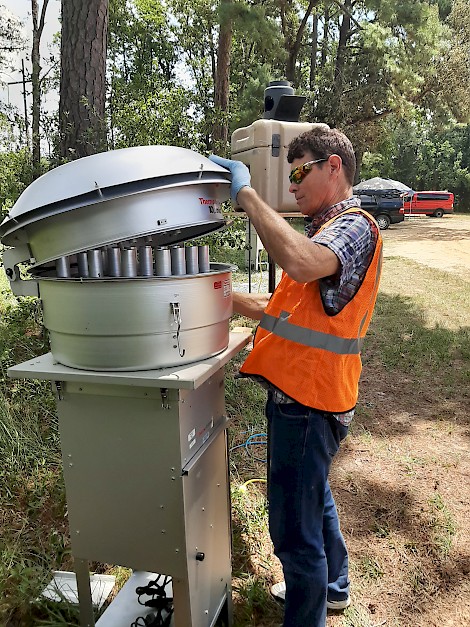 Fig. 3. Air monitoring at a grinding and composting site in North Carolina in 2019 (Source: Gary Flory).